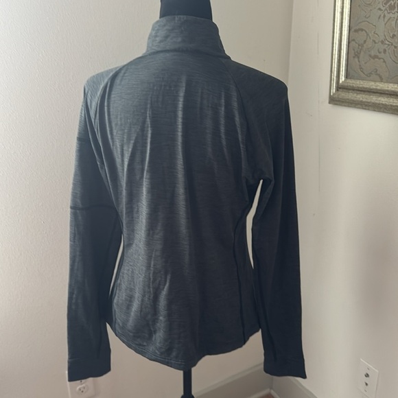 Obermeyer heather gray long sleeves 1/2 zip mock neck basic performance top Sz L - Picture 5 of 10